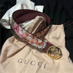 FLORAL GUCCI BELT